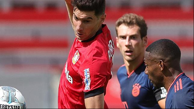 Bayer Leverkusen - FC Bayern München: Alario gegen Alaba