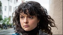 Die alleinerziehende Mutter Rani Ewers (Via Jikeli) fühlt sich verfolgt.
