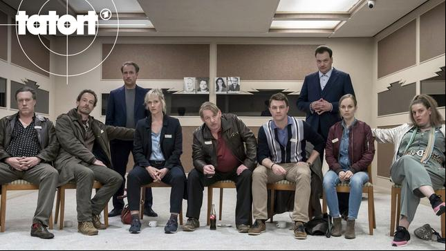 V.l.n.r.: Franz Mitschowski (Nicholas Ofczarek), Peter Faber (Jörg Hartmann), Martin Scholz (Bjarne Mädel), Martina Bönisch (Anna Schudt), Marcus Rettenbach (Ben Becker), Sascha Ziesing (Friedrich Mücke), Christoph Scholz (Charly Hübner), Nadeshda Krusenstern (Friederike Kempter), Nadine Möller (Elena Uhlig)