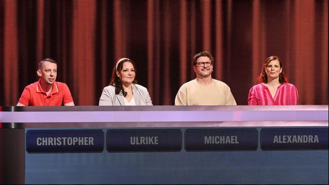 Bild: ARD/Uwe Ernst Die Kandidat:innen (v.l.n.r. am ): Christopher Scharf, Ulrike Weiskopf, Michael Zeisset und Alexandra Funk.