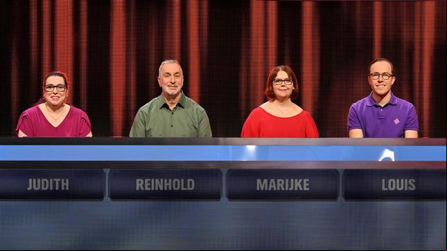 Bild: ARD/Uwe Ernst Die Kandidat:innen (v.l.n.r. am ): Judith Lenert, Reinhold Becker, Marijke Böhm und Louis Müller.