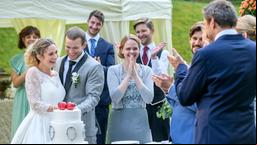 Die schönsten Bilder von Franzis und Tims Traumhochzeit