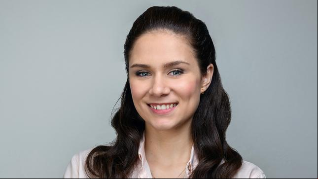 Helen Barke als Denise Saalfeld